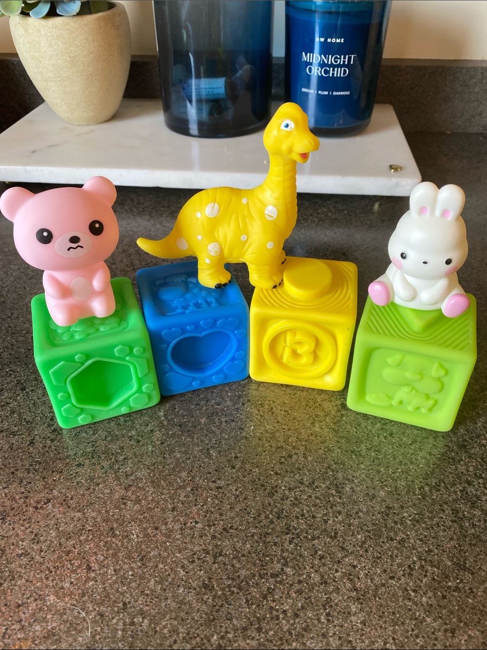 Assorted Bath Toys- Set of 7